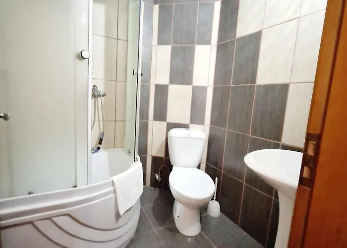 Konukevi Cristian 4*