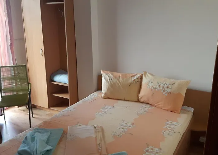 Konukevi Cristian 4*